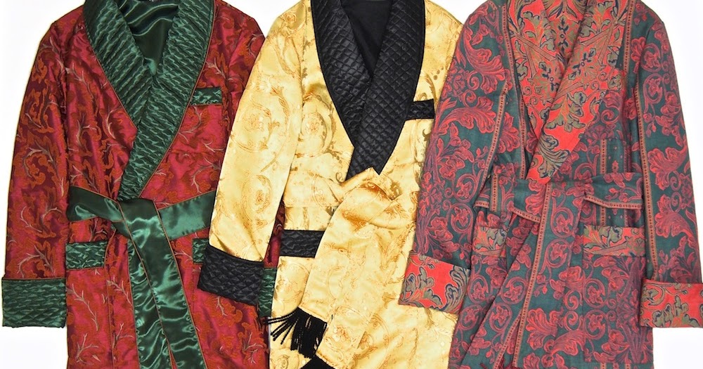 What are the Benefits of Owning a Men’s Bathrobe?         